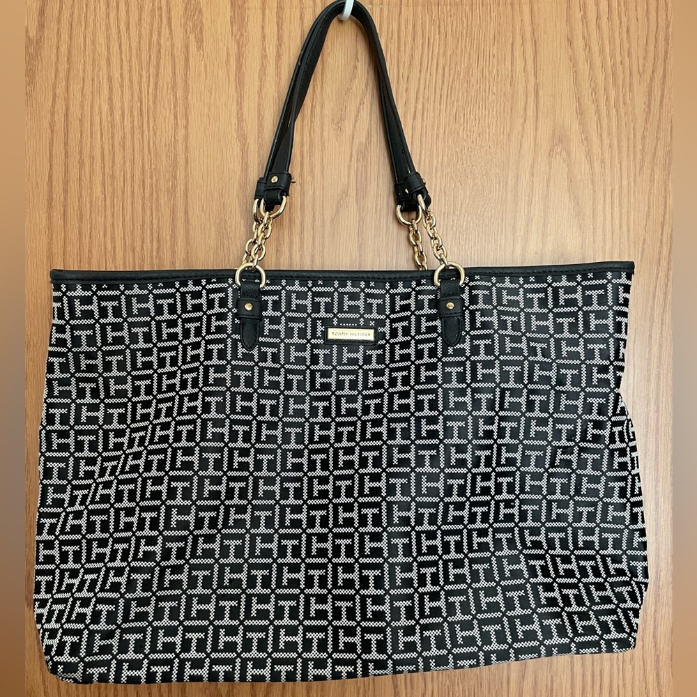 Tommy Hilfiger designer monogrammed purse tote bag
